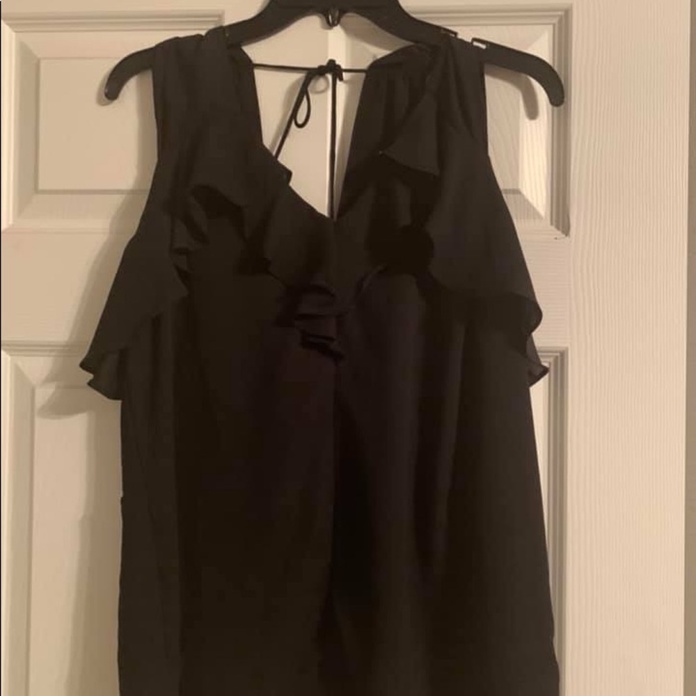 Express sleeveless top